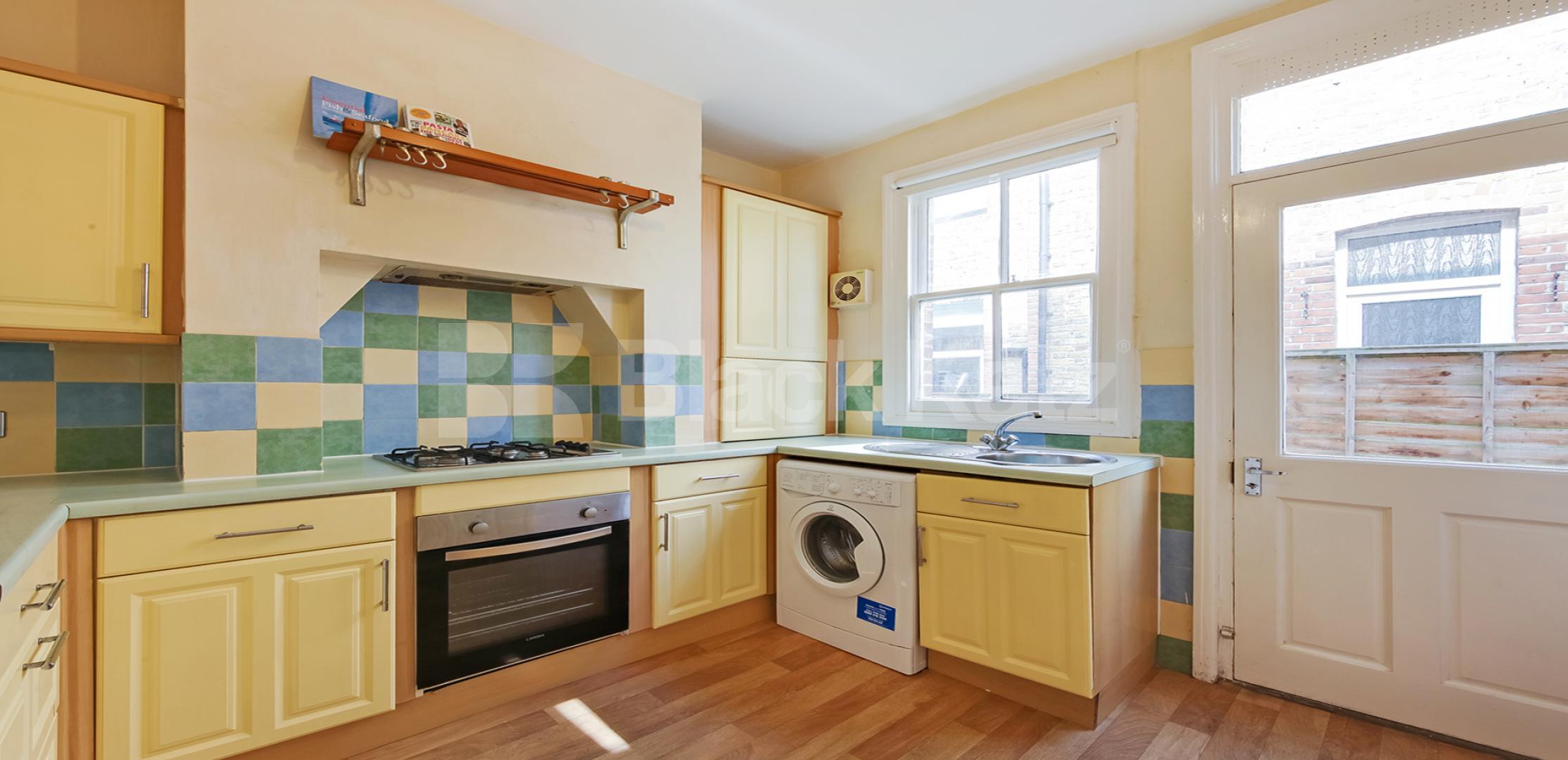 			UNDER OFFER, 3 Bedroom, 1 bath, 1 reception Maisonette			 Harborough Road, Streatham Hill
