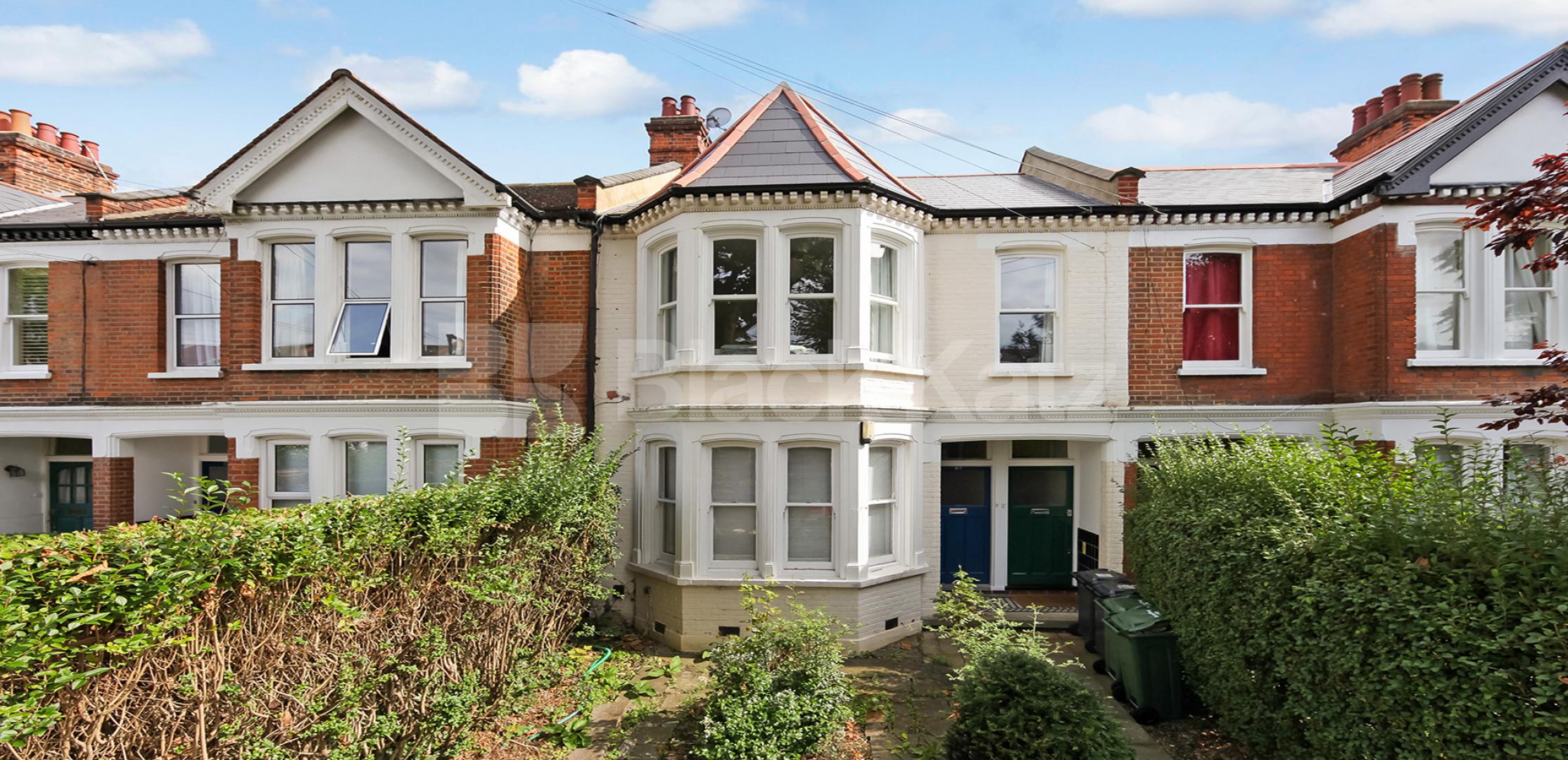 			UNDER OFFER, 3 Bedroom, 1 bath, 1 reception Maisonette			 Harborough Road, Streatham Hill