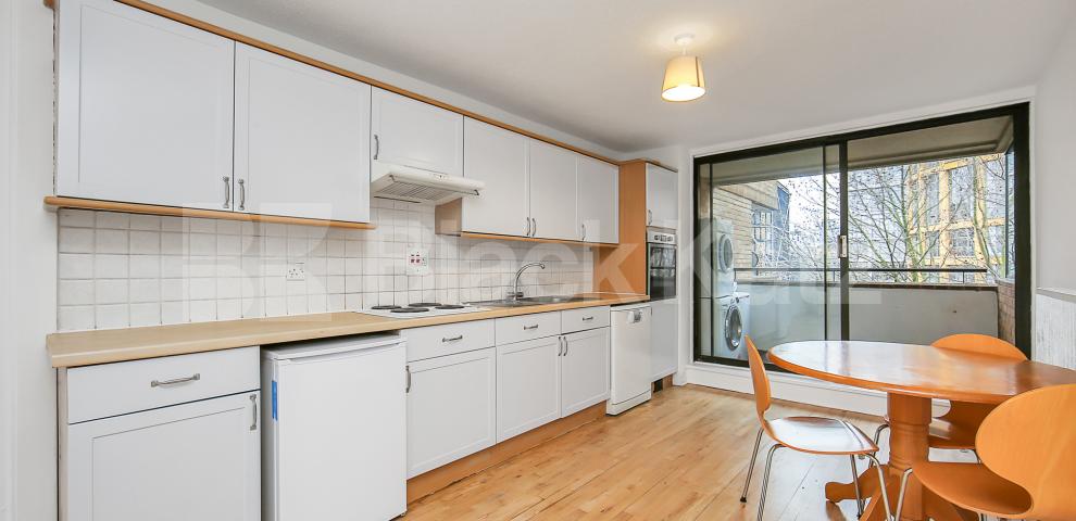 LET  , 2 Bedroom, 1 bath, 1 reception Apartment			 Falcon Point, Hopton Street, The South Bank/Waterloo