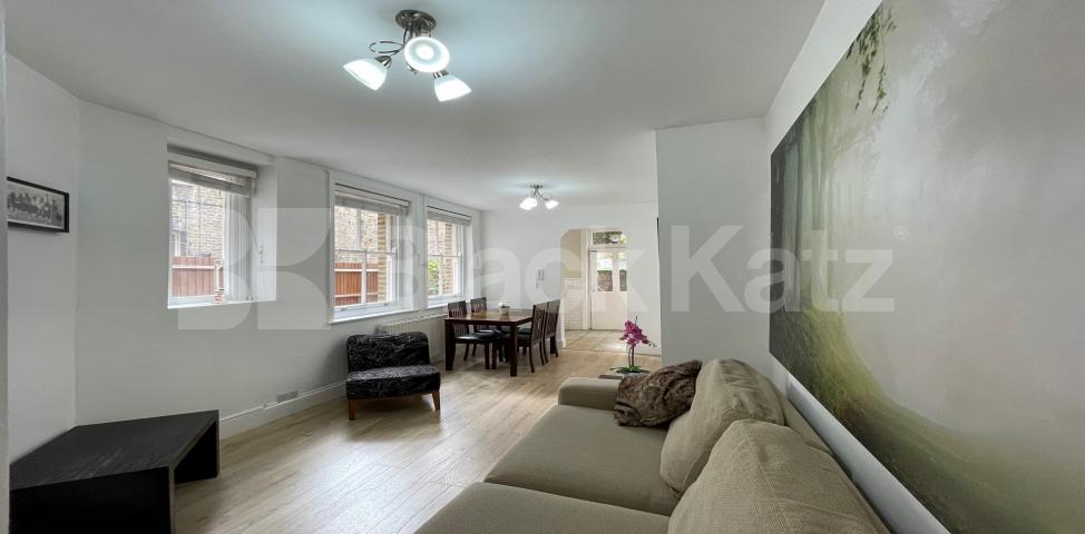 			LET, 2 Bedroom, 1 bath, 1 reception Ground Floor Flat			 Hackford Road, Oval