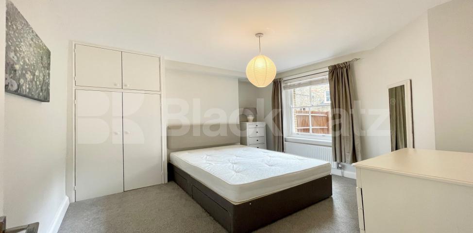 			LET, 2 Bedroom, 1 bath, 1 reception Ground Floor Flat			 Hackford Road, Oval