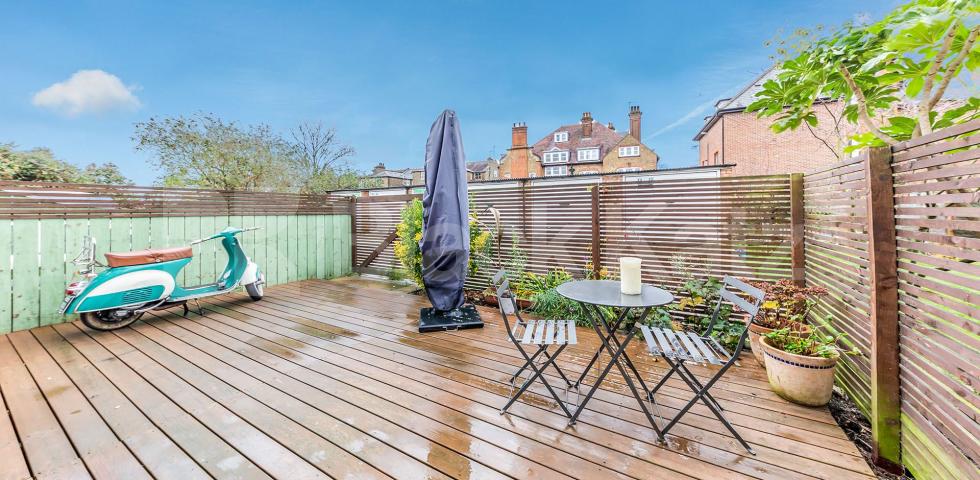 			3-4 MONTH SHORT LET, 2 Bedroom, 1 bath, 1 reception Ground Floor Flat			 Hermiston Avenue, Crouch End / Hornsey