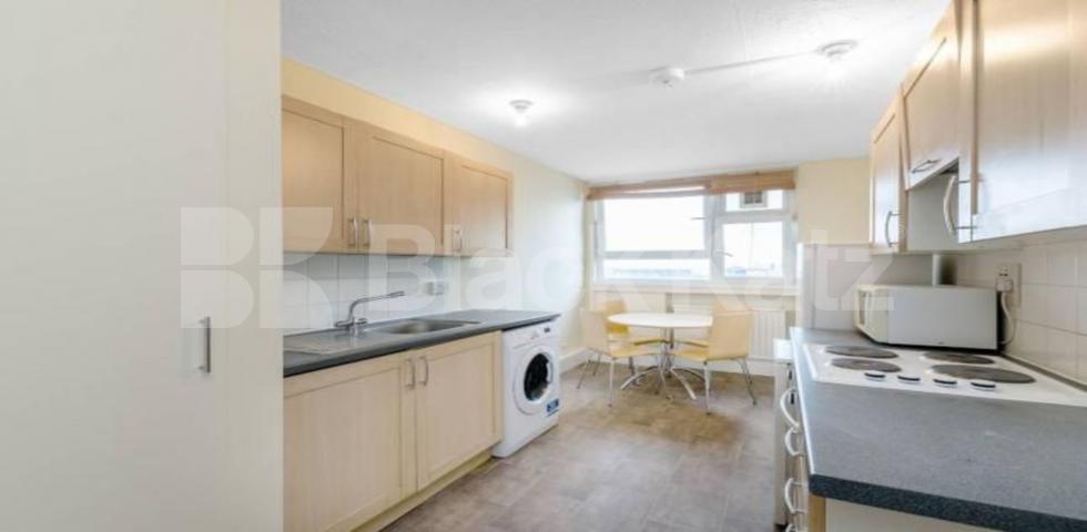			LOCATION LOCATION LOCATION !!!, 2 Bedroom, 1 bath, 1 reception Apartment			 HALL STREET, ANGEL / CLARKENWELL