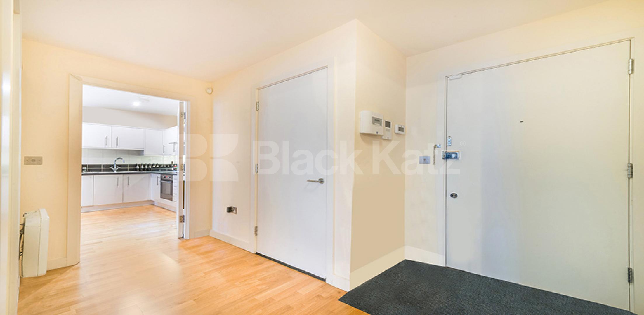 			LARGE 2 BEDROOM FLAT WITH PRIVATE TERRACE, 2 Bedroom, 1 bath, 1 reception Apartment			 Axminster Road, HOLLOWAY N7