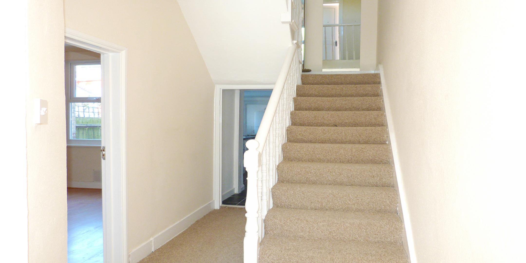 			UNDER OFFER , 4 Bedroom, 1 bath, 1 reception House			 Prospect Road, FINCHLEY ROAD / CHILDS HILL