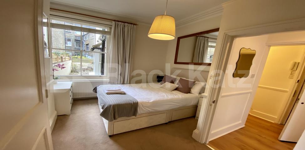 			LET, 2 Bedroom, 1 bath, 1 reception Apartment			 Handforth Road, Oval