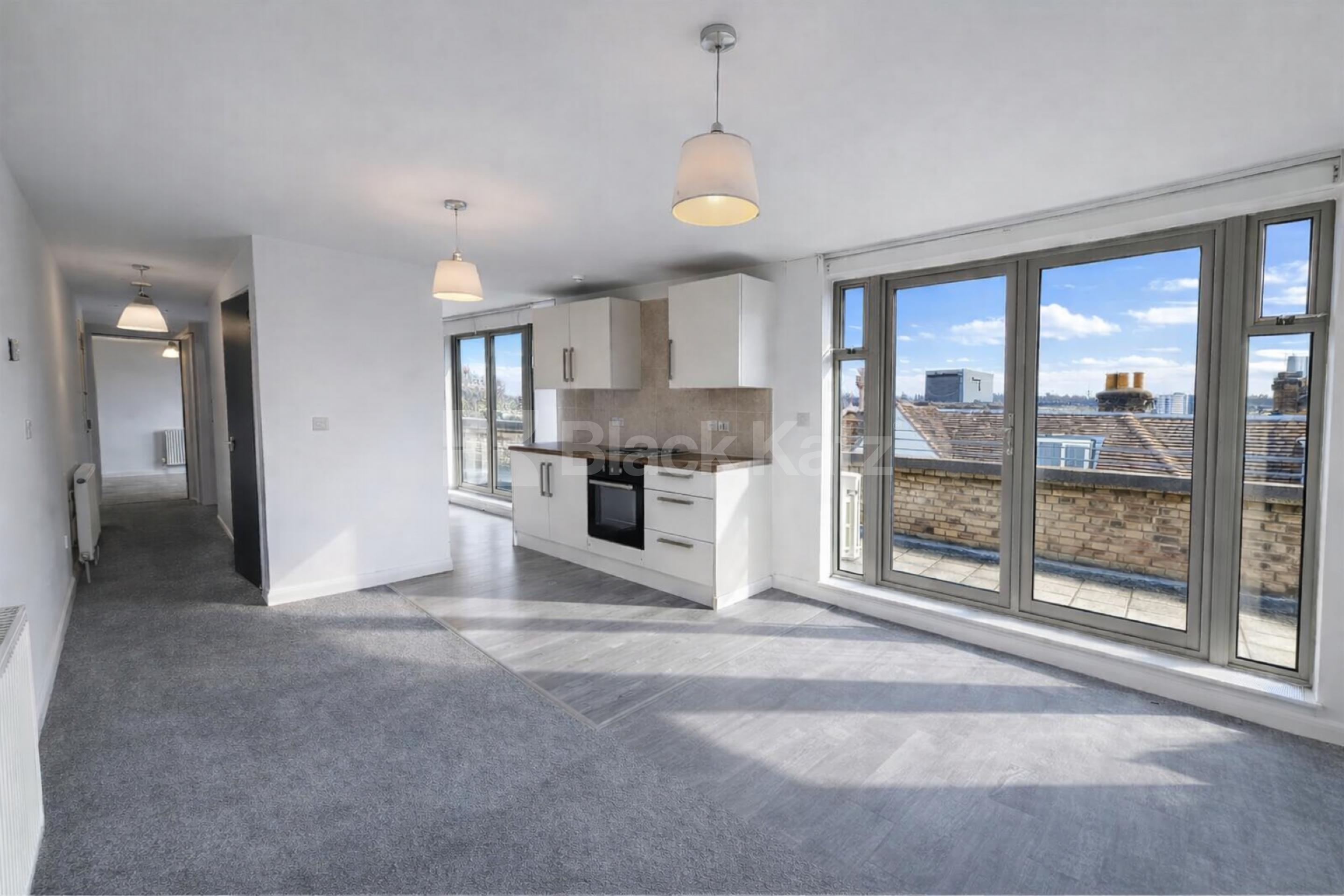 Spacious one bed to rent with open with a wrap around balcony Handsworth Avenue, Highams Park E4