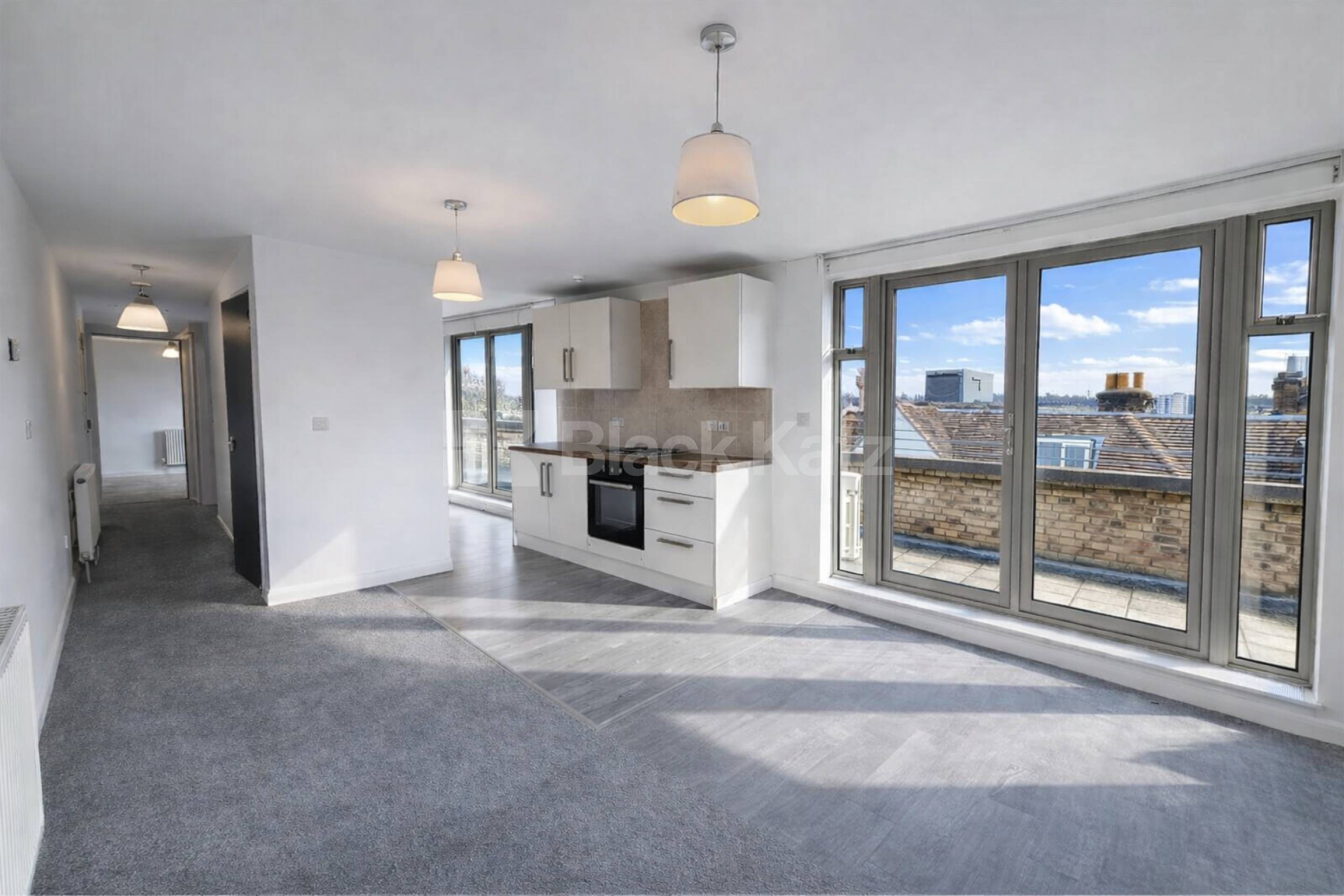 Spacious one bed to rent with open with a wrap around balcony Handsworth Avenue, Highams Park E4