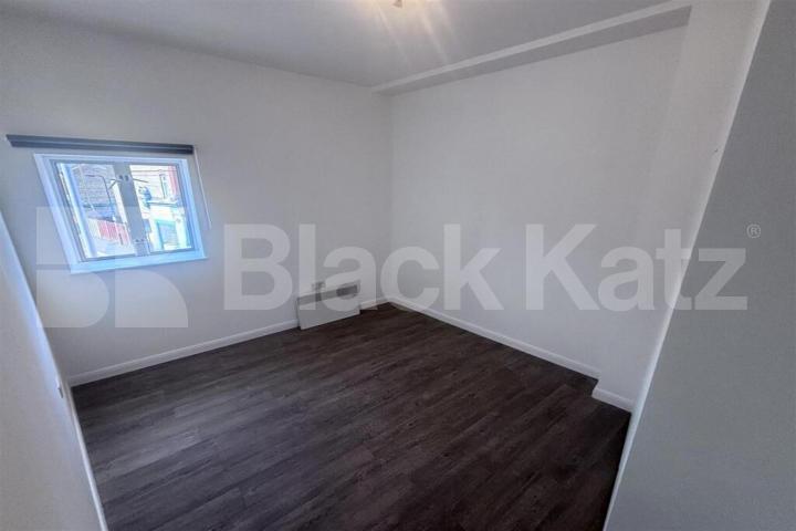 Newly refurbished two-bedroom flat on Handsworth Avenue, Chingford Handsworth Avenue, Highams Park