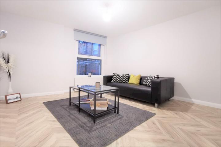 Modern and Spacious Apartment High Road, Willesden Green