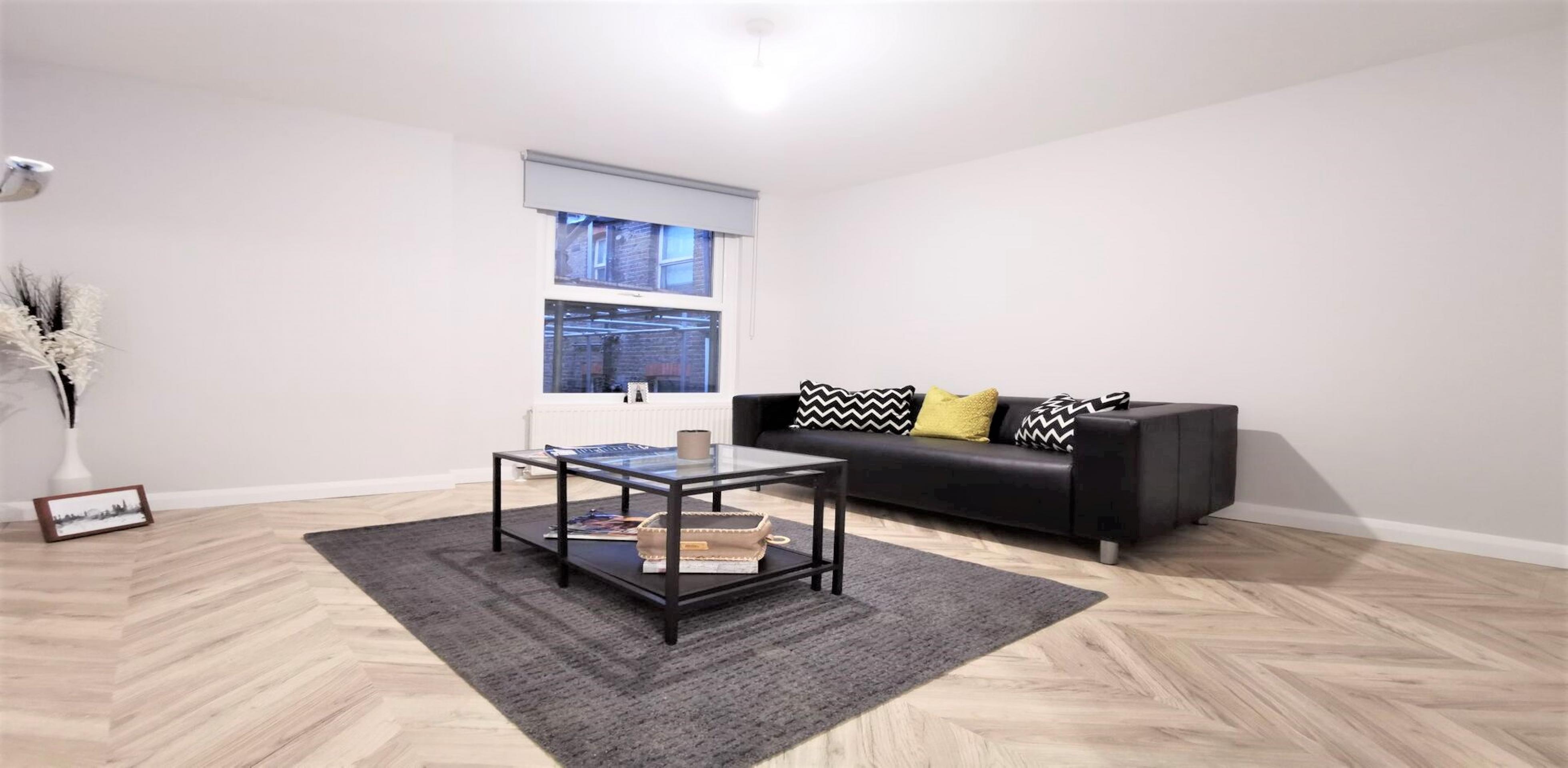 			1 Bedroom, 1 bath, 1 reception Flat			 High Road, WILLESDEN GREEN NW10