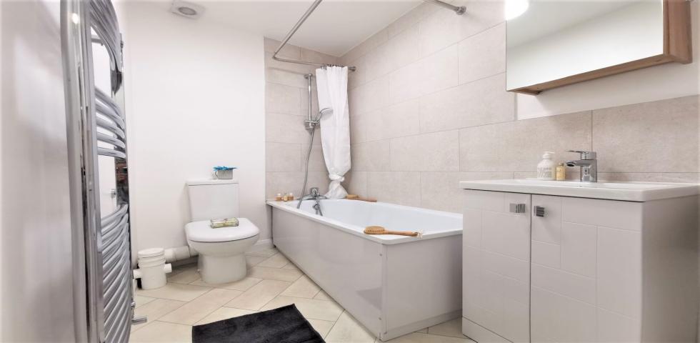 			1 Bedroom, 1 bath, 1 reception Flat			 High Road, WILLESDEN GREEN