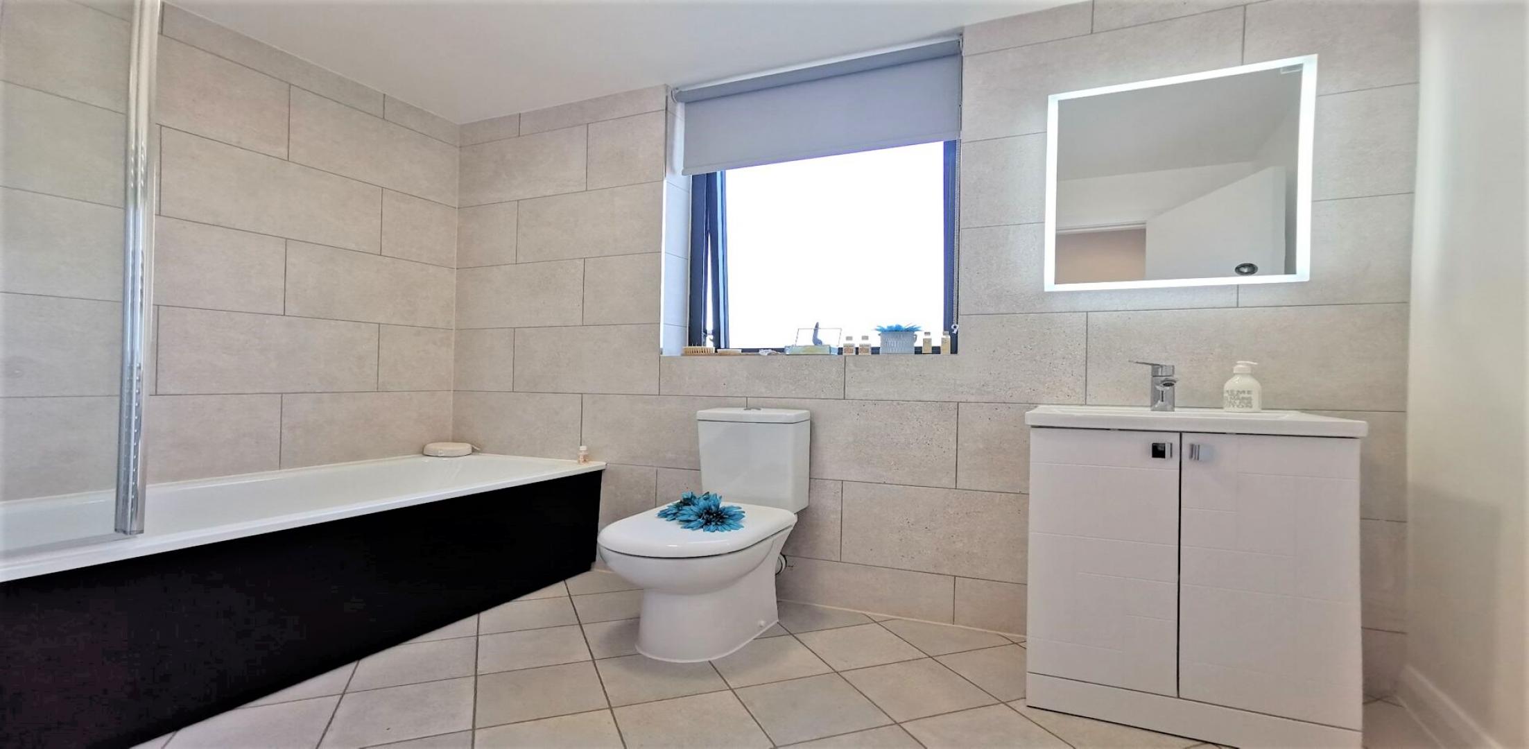 			1 Bedroom, 1 bath, 1 reception Flat			 High Road, WILLESDEN GREEN