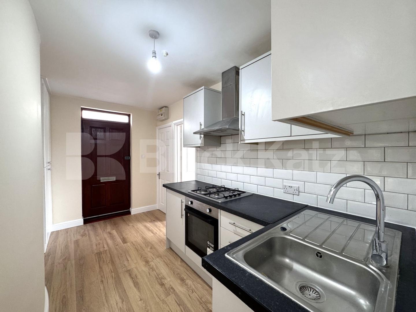 Modern and Central Apartment Wembley Hill Road , Wembley Park