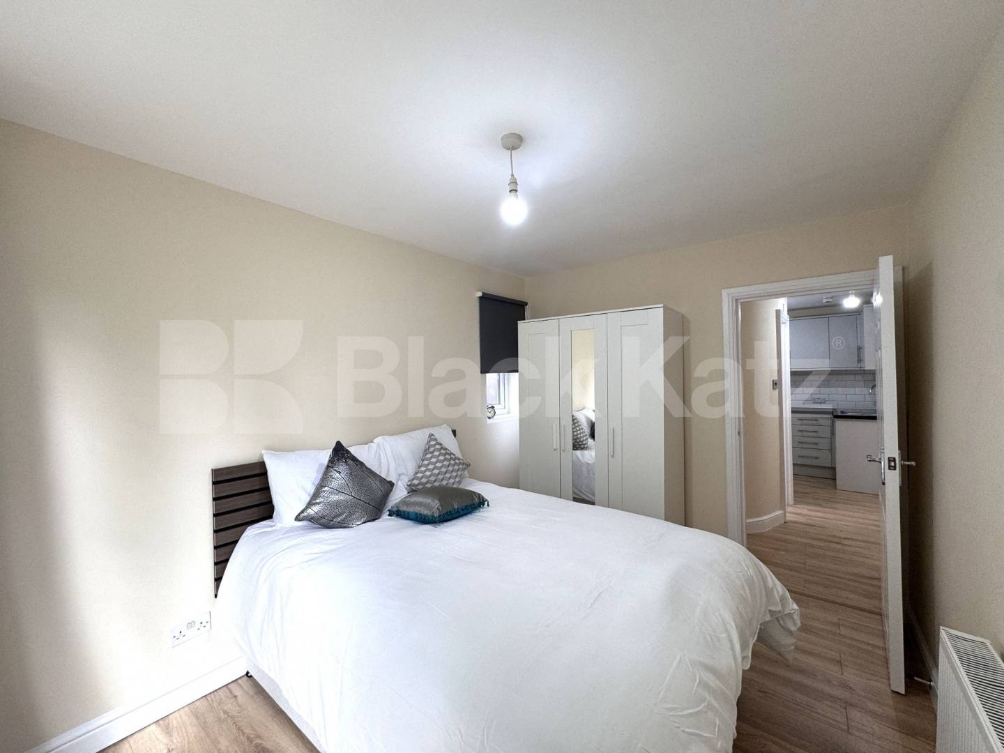 Modern and Central Apartment Wembley Hill Road , Wembley Park