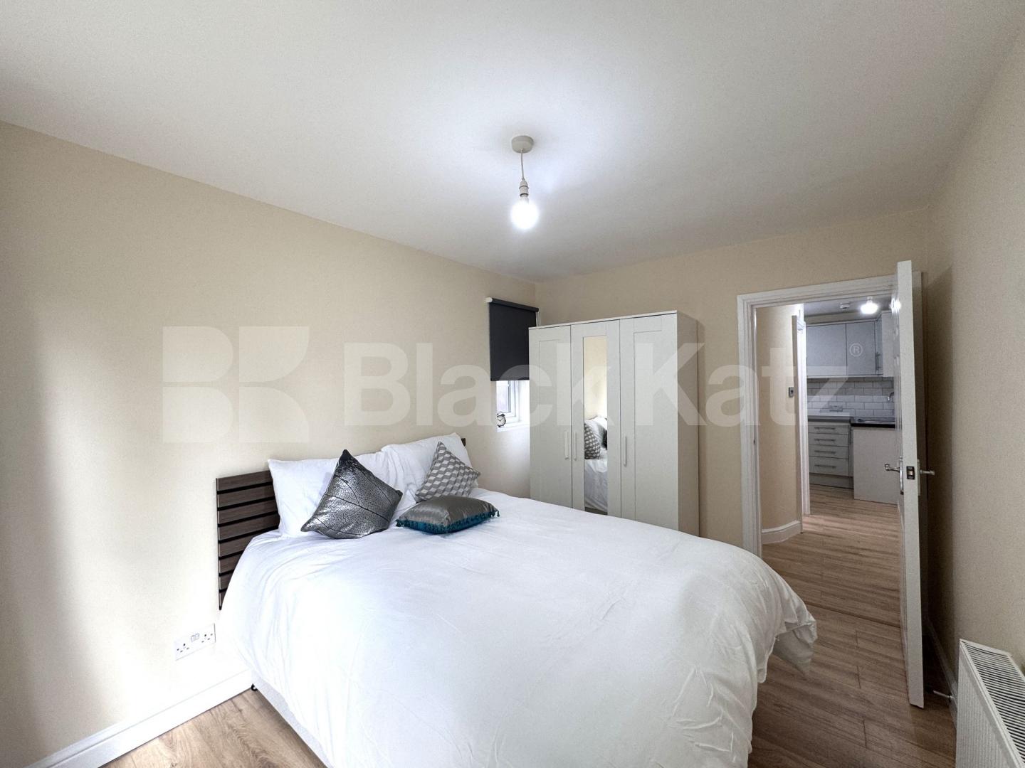 Modern and Central Apartment Wembley Hill Road , Wembley Park