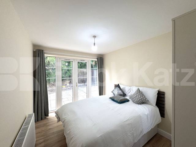 Modern and Central Apartment Wembley Hill Road , Wembley Park