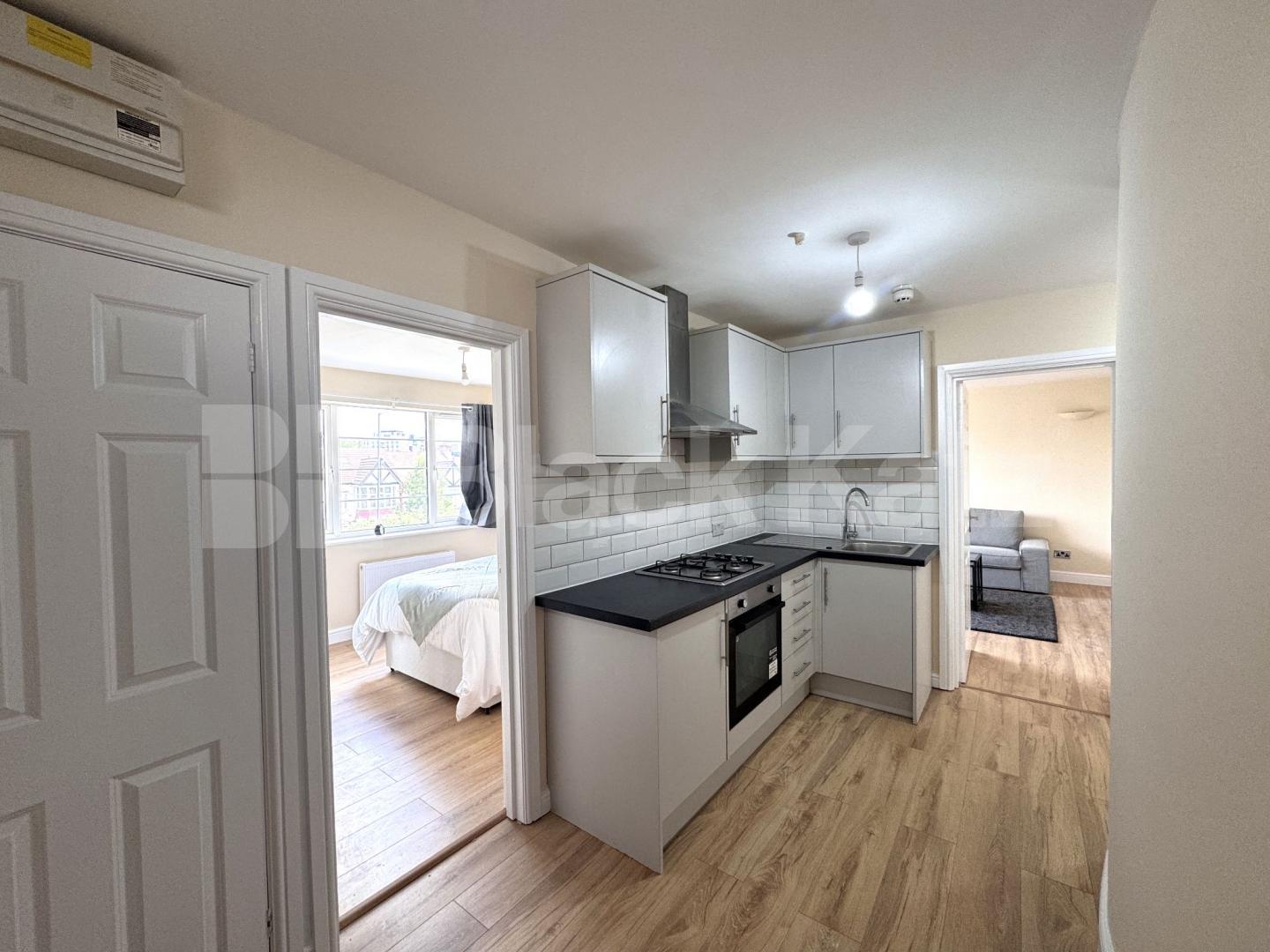 Modern and Central Apartment Wembley Hill Road , Wembley Park