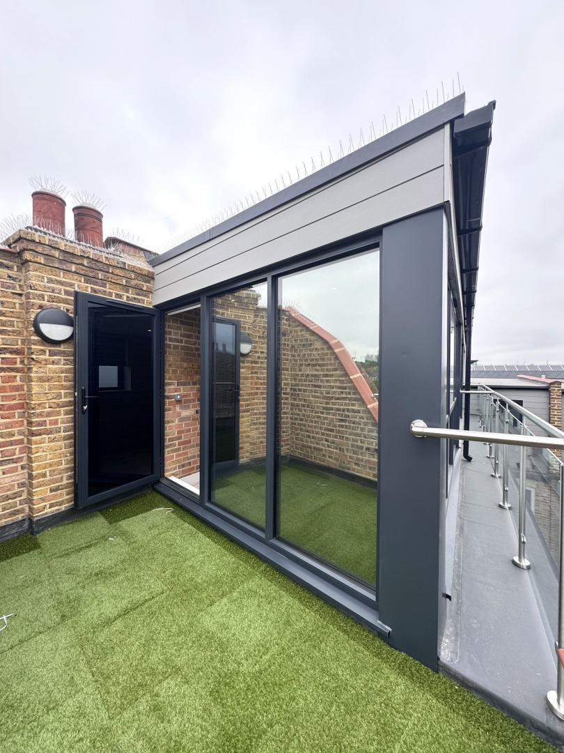 Modern Apartment High Road, Willesden Green