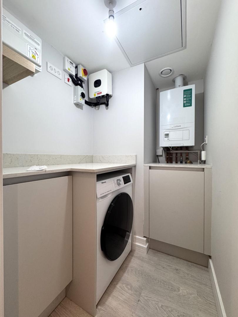 Modern Apartment High Road, Willesden Green