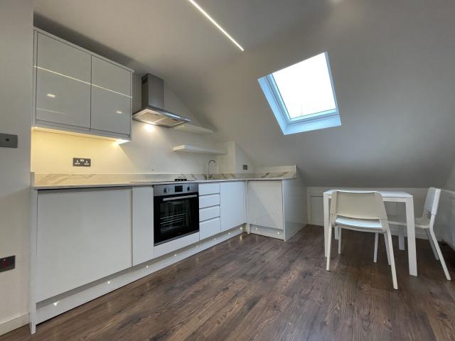 All bills included Kings Road, Willesden Green (All bills included)