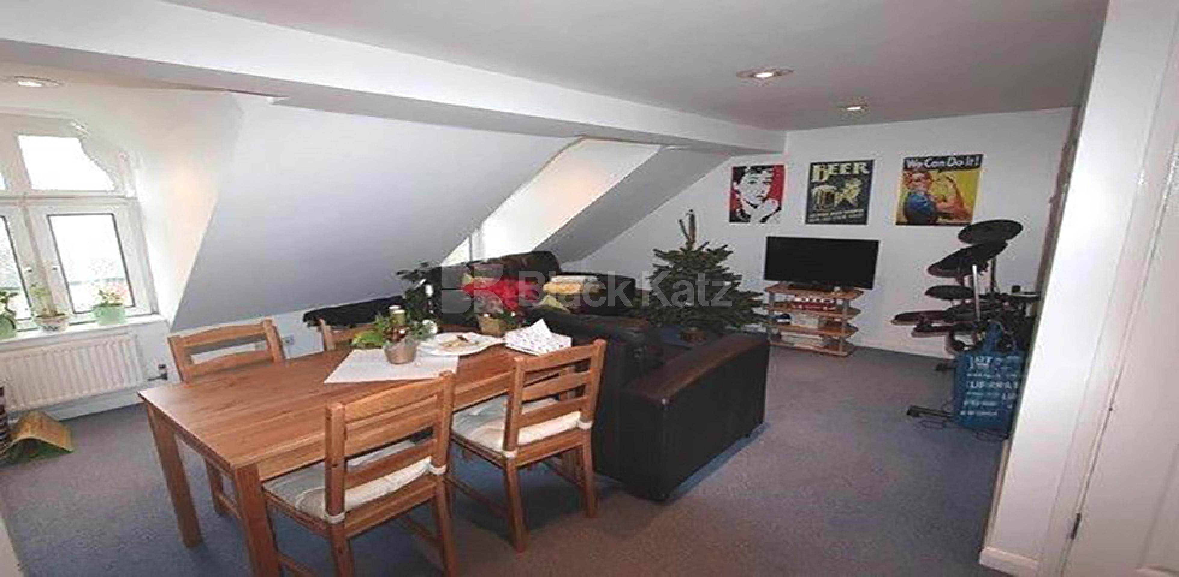 			MINS TO HEATH & TUBE!, 1 Bedroom, 1 bath, 1 reception Flat			 Haverstock Hill, BELSIZE PARK NW3