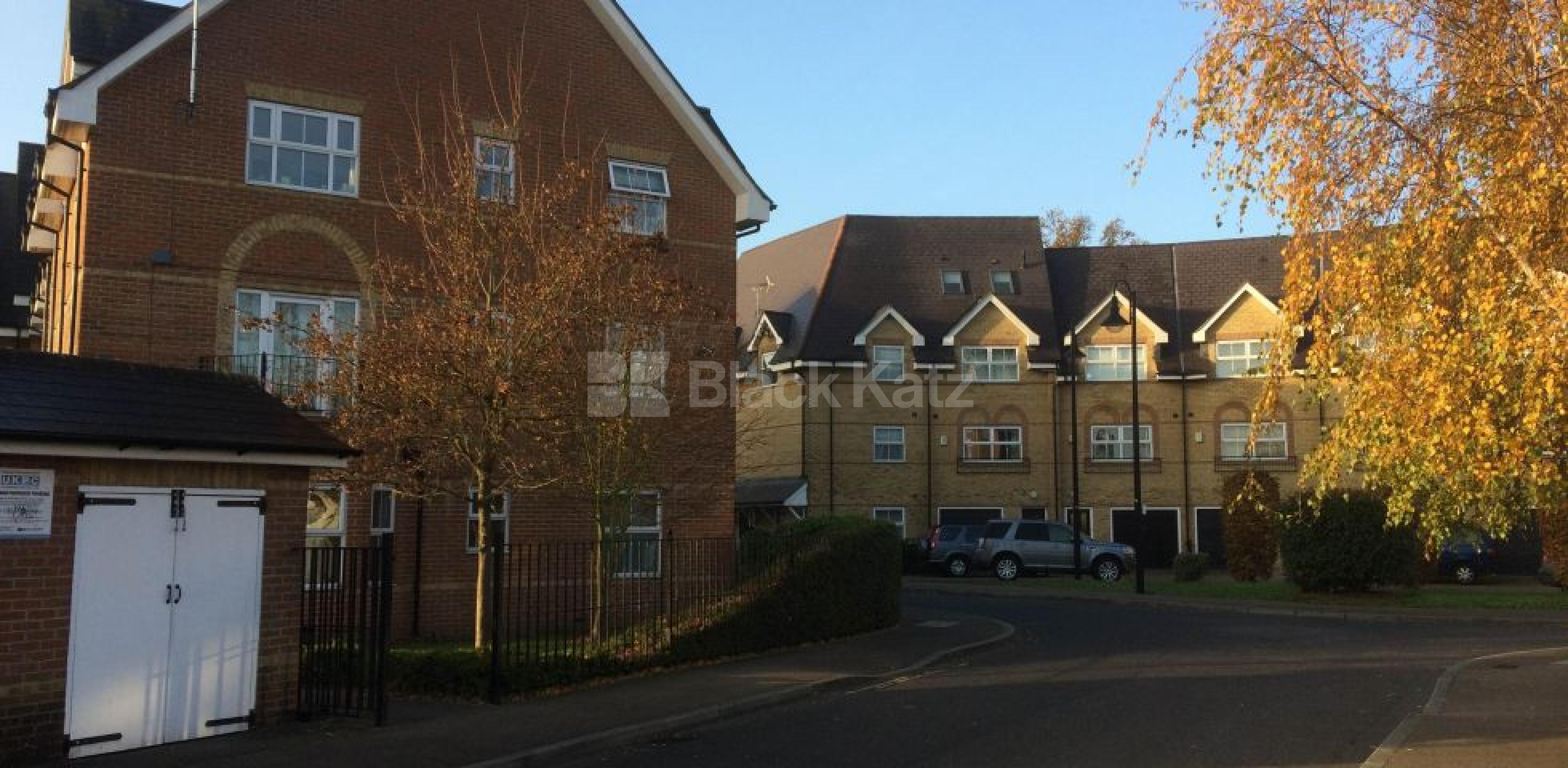 			NEW INSTRUCTION, 2 Bedroom, 1 bath, 1 reception Apartment			 Hayes Grove, East Dulwich/Peckham SE22