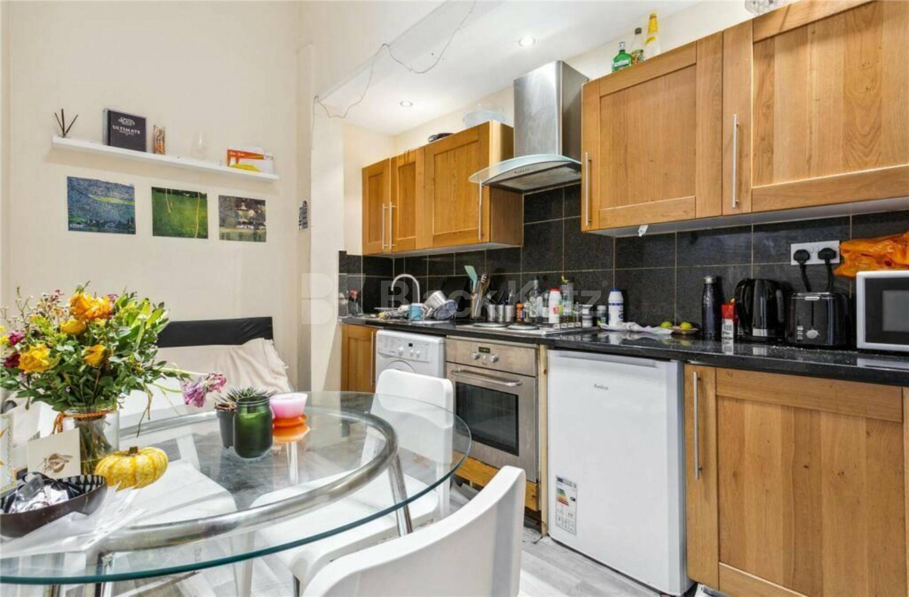 Bright and modern refurbished three double bedroom flat with garden space Hazellville Road, Archway N19