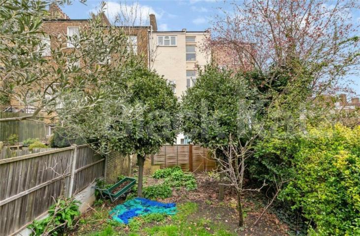 Bright and modern refurbished three double bedroom flat with garden space Hazelville Road, Crouch Hill