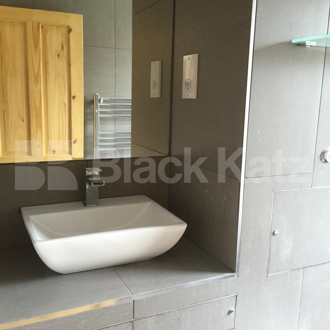 			UNDER OFFER, 4 Bedroom, 1 bath, 1 reception Terraced House			 Hersham Close, Roehampton