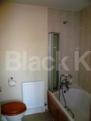 			1 Bedroom, 1 bath, 1 reception Flat			 Heath Street, HAMPSTEAD