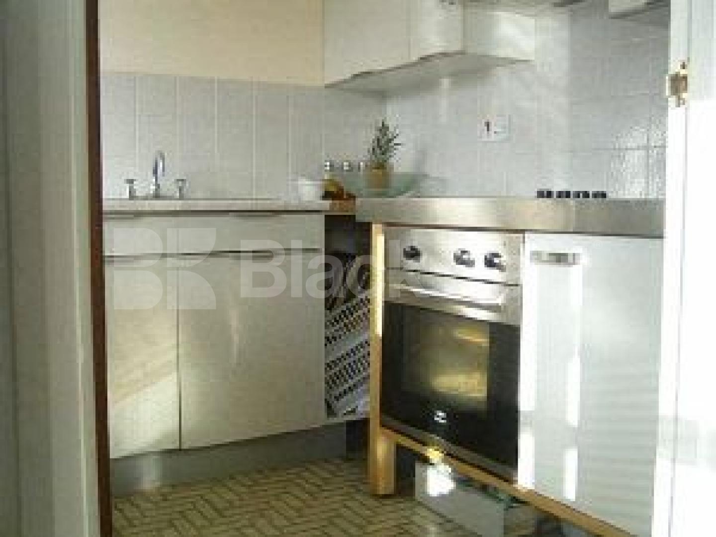 			NEW INSTRUCTION 2 MINS TO TUBE!, 2 Bedroom, 1 bath, 1 reception Apartment			 Heddington Grove, CALEDONIAN ROAD