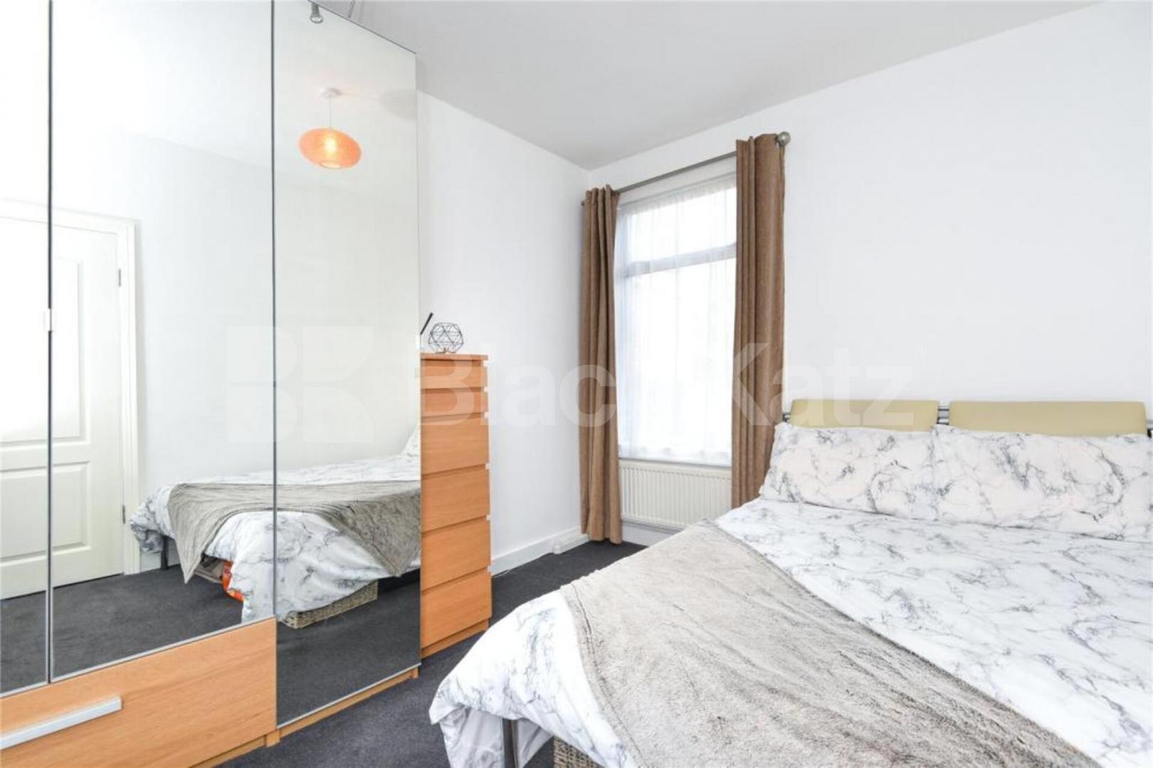 A fantastic and spacious five-bedroom mid-terrace house Hermitage Road, Harringay