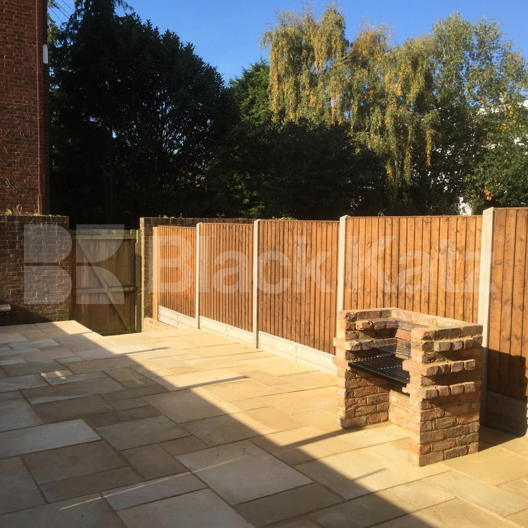 			UNDER OFFER, 4 Bedroom, 1 bath, 1 reception Terraced House			 Hersham Close, Roehampton