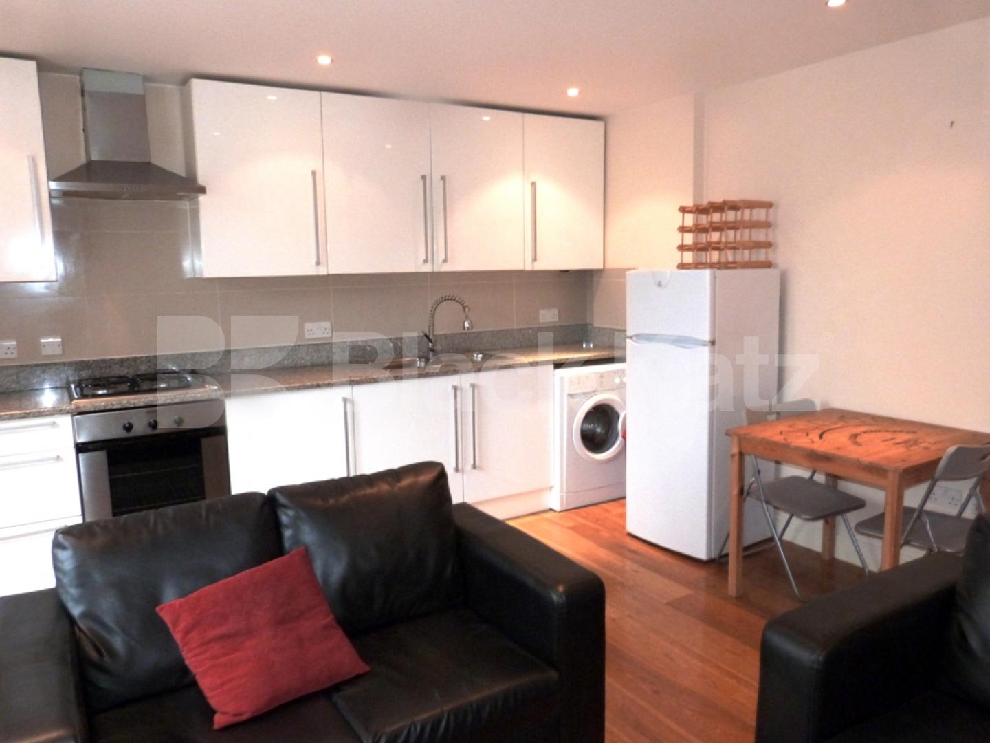 			2 Bedroom, 1 bath, 1 reception Flat			 High Street, Hornsey