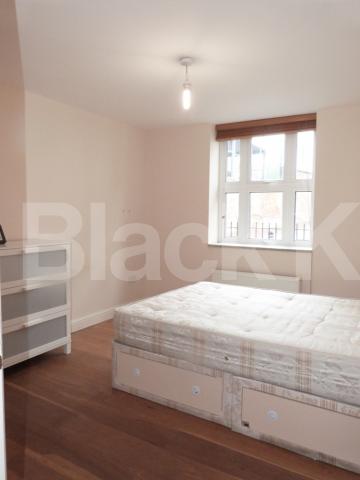 			2 Bedroom, 1 bath, 1 reception Flat			 High Street, Hornsey