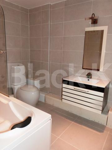 			2 Bedroom, 1 bath, 1 reception Flat			 High Street, Hornsey