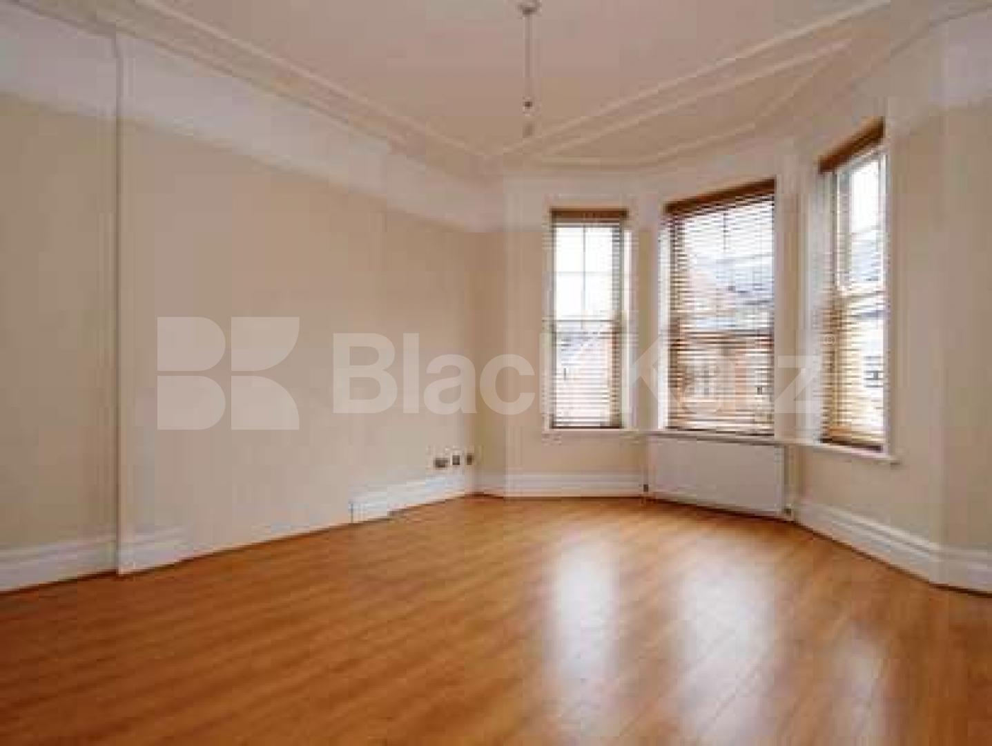 			NEW ON THE MARKET!!!, 3 Bedroom, 1 bath, 1 reception Flat			 Jacksons Lane, HIGHGATE