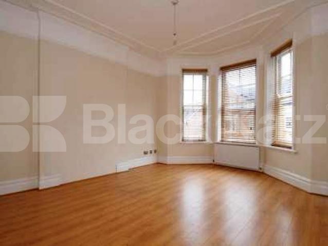 			NEW ON THE MARKET!!!, 3 Bedroom, 1 bath, 1 reception Flat			 Jacksons Lane, HIGHGATE