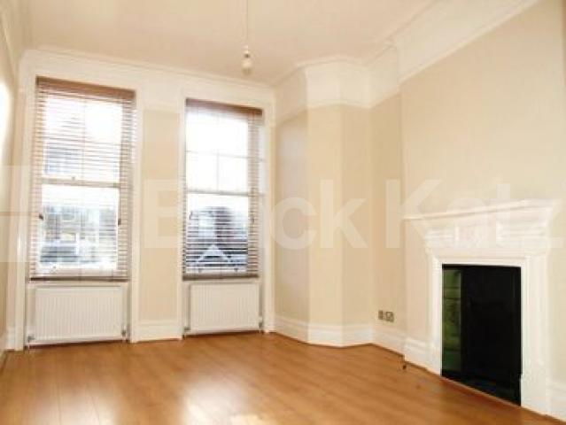 			NEW ON THE MARKET!!!, 3 Bedroom, 1 bath, 1 reception Flat			 Jacksons Lane, HIGHGATE