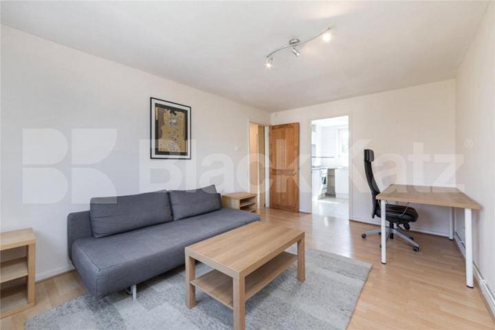 one-bedroom apartment offers modern living in a charming North London setting Hilldrop Crescent, Camden Borders 