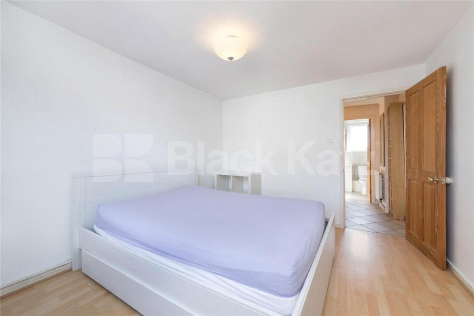 one-bedroom apartment offers modern living in a charming North London setting Hilldrop Crescent, Camden Borders 