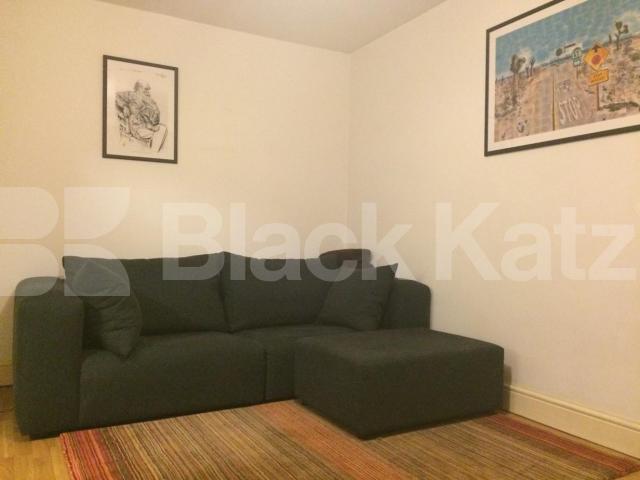 			1 Bedroom, 1 bath, 1 reception Ground Floor Flat			 Crouch End Hill, Crouch End