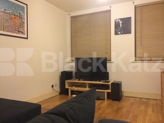 			1 Bedroom, 1 bath, 1 reception Ground Floor Flat			 Crouch End Hill, Crouch End