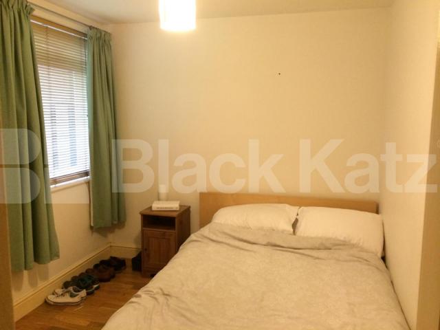 			1 Bedroom, 1 bath, 1 reception Ground Floor Flat			 Crouch End Hill, Crouch End