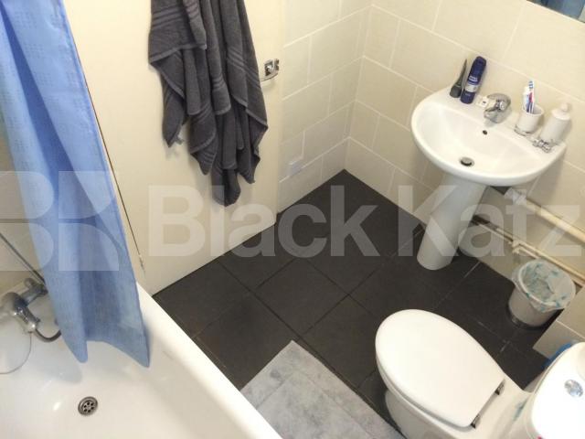 			1 Bedroom, 1 bath, 1 reception Ground Floor Flat			 Crouch End Hill, Crouch End