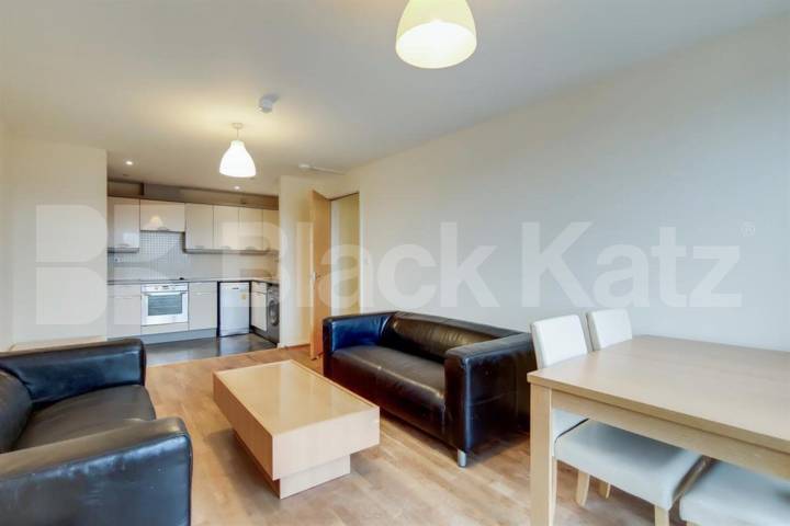 Beautiful 2-Bedroom Apartment in Modern Hungerford Road Development Hungerford Road, Islington / Caledonian Road