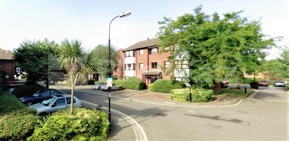 			1 Bedroom, 1 bath, 1 reception Flat			 Holley Road, WENDELL PARK