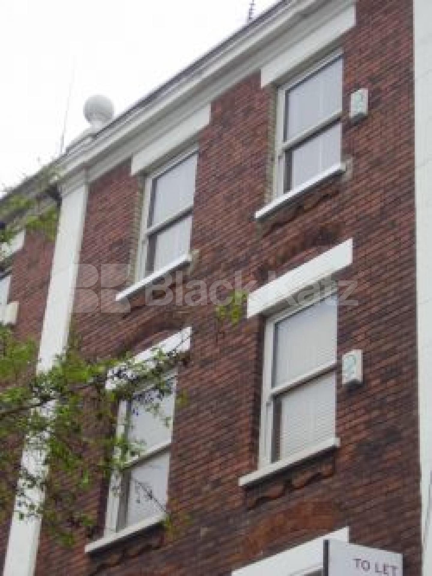 			1 Bedroom, 1 bath, 1 reception Flat			 Holloway Road, HOLLOWAY N7 N7