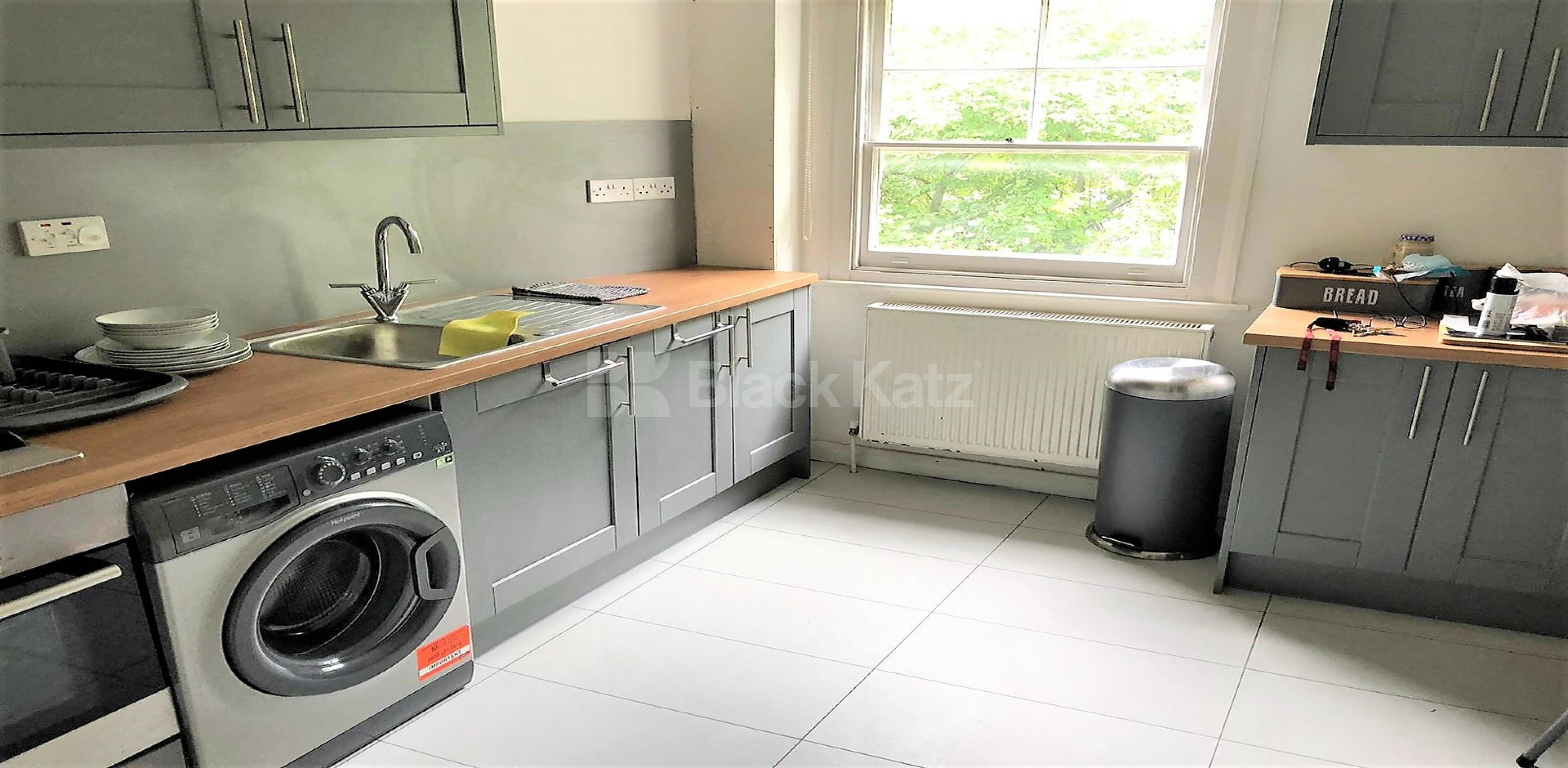 			FANTASTIC TWO BED MINS TO BROADWAY!, 2 Bedroom, 1 bath, 1 reception Flat			 Hornsey Rise Gardens, ARCHWAY / CROUCH END N19